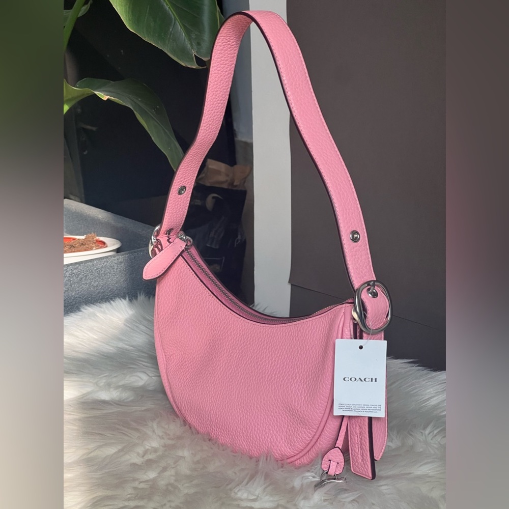 CC439 - Coach Luna Shoulder Bag - Picture 2 of 11